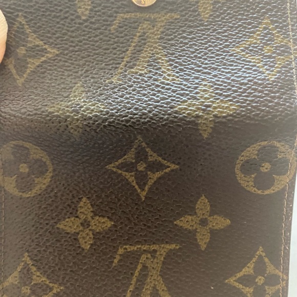 Louis Vuittonâmonogram Wallet - Picture 7 of 12